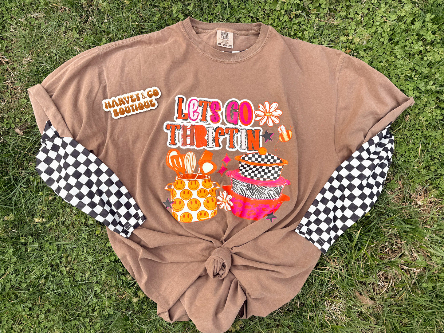 let’s go thriftin tee ◡̈