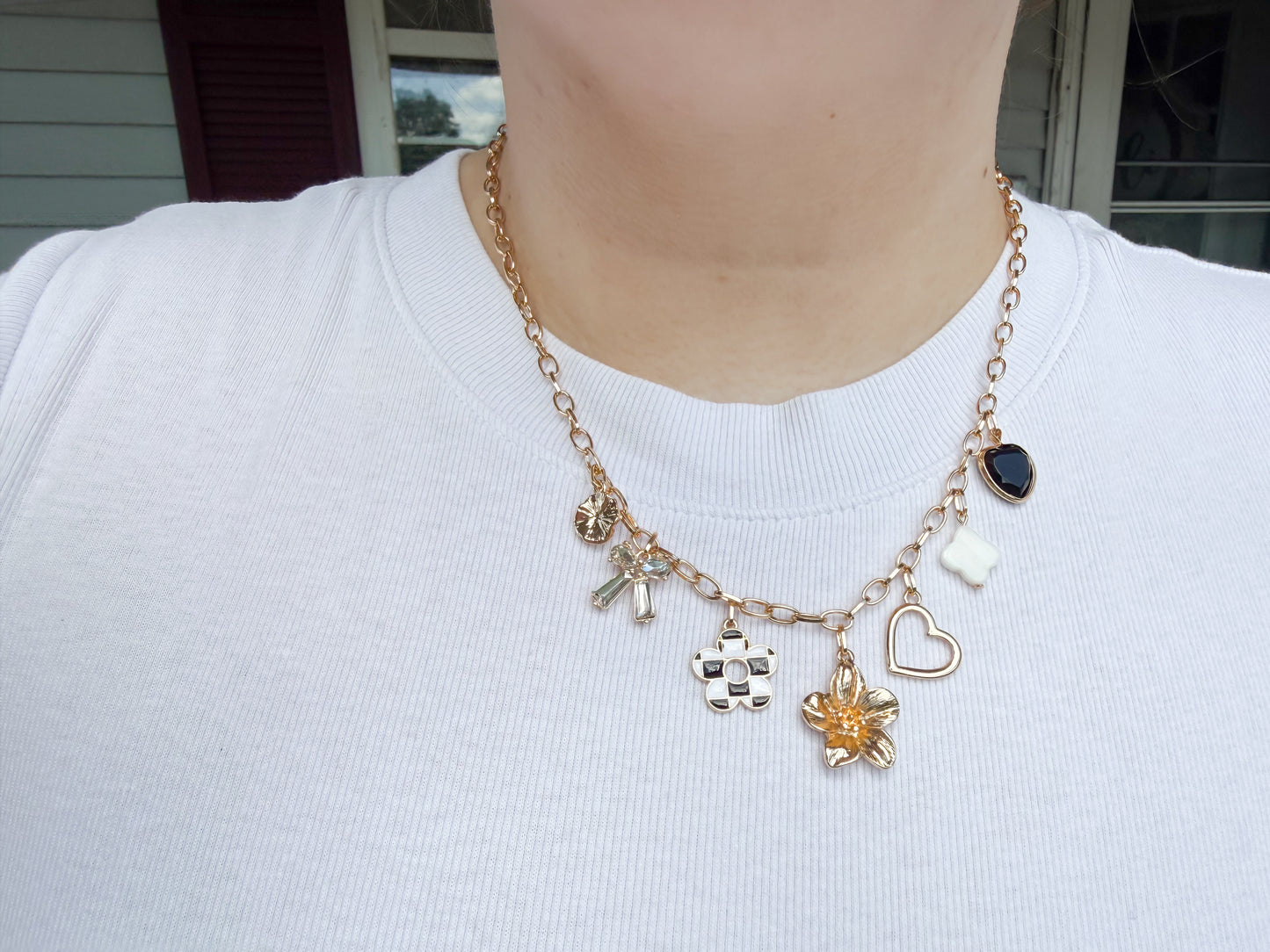 checkered flower charm necklace