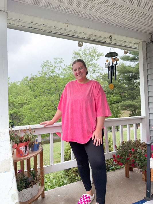 acid wash oversized boyfriend tee| curvy