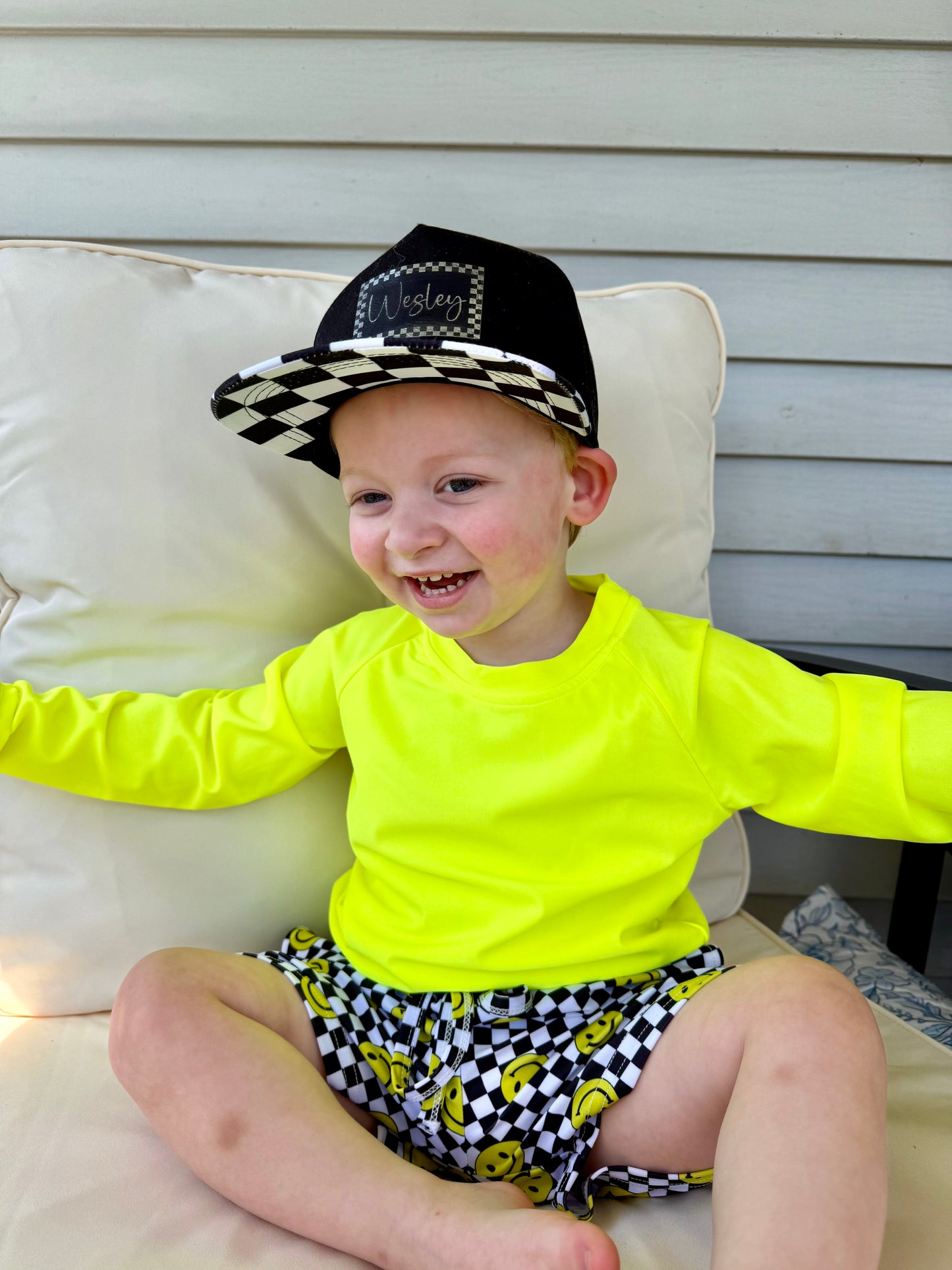 smiley splash swim trunk+rash guard set