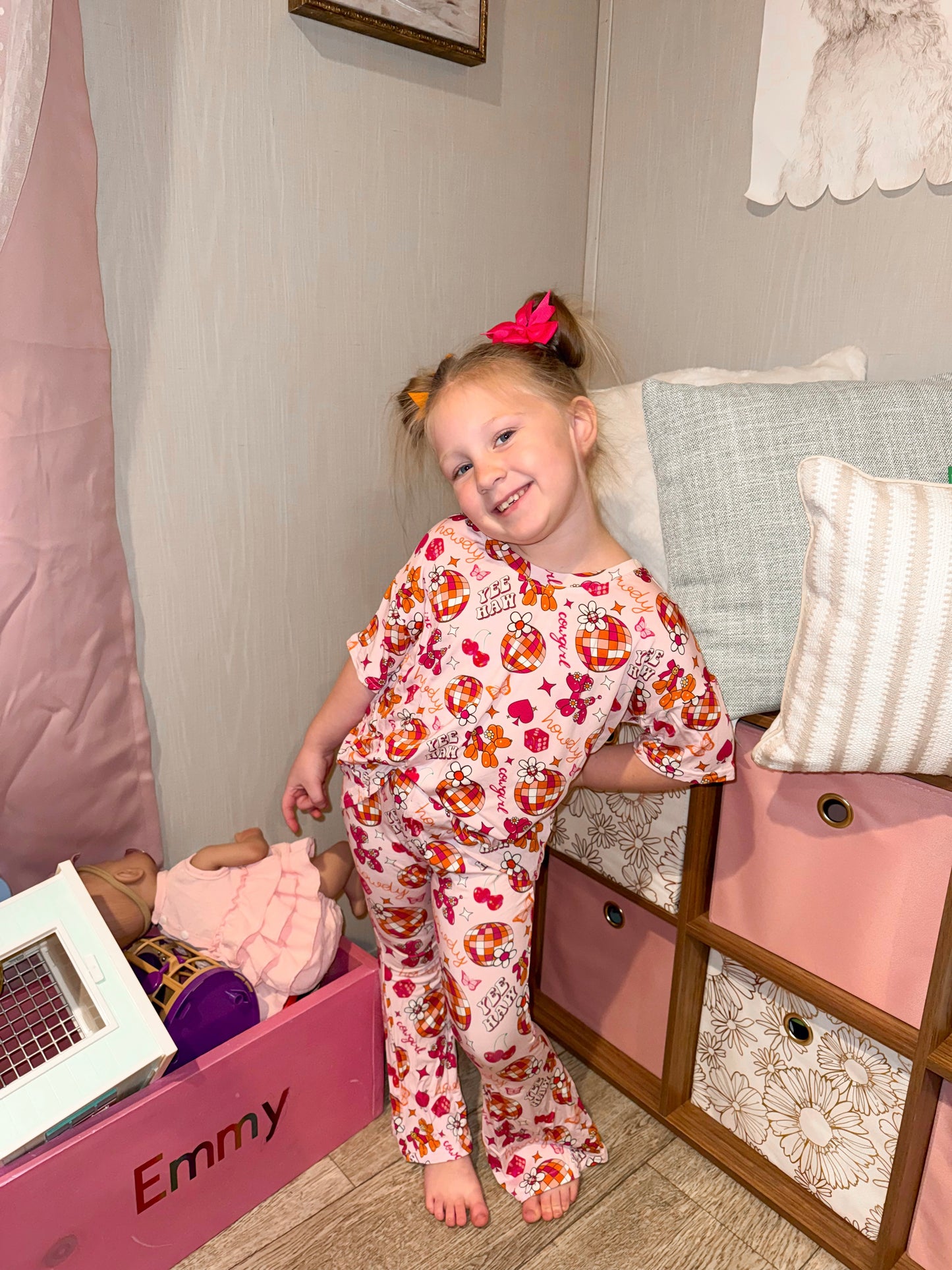 rts-disco pups lounge set