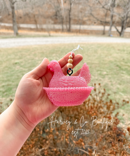 3D hen on nest freshie